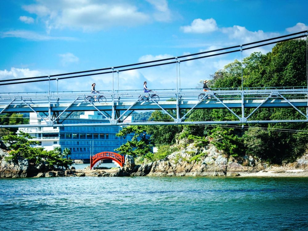 湖畔サイクリング